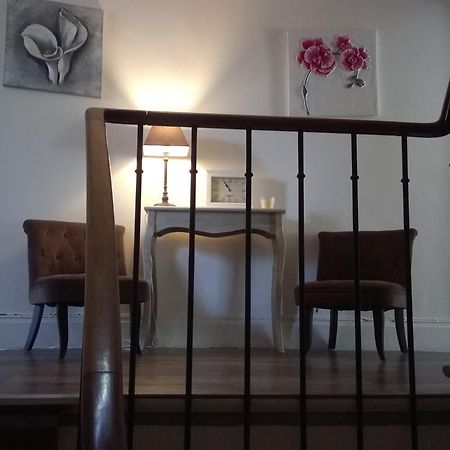 Maison De Ville Bed and Breakfast Magny-en-Vexin Exterior foto