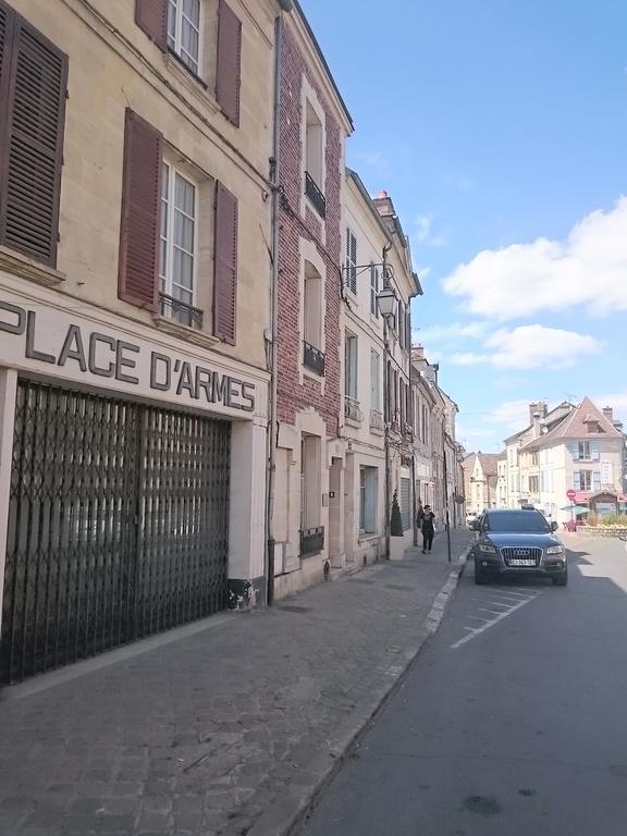 Maison De Ville Bed and Breakfast Magny-en-Vexin Exterior foto