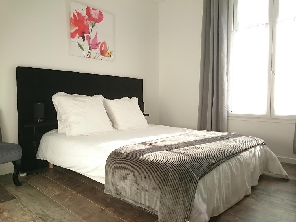 Maison De Ville Bed and Breakfast Magny-en-Vexin Exterior foto