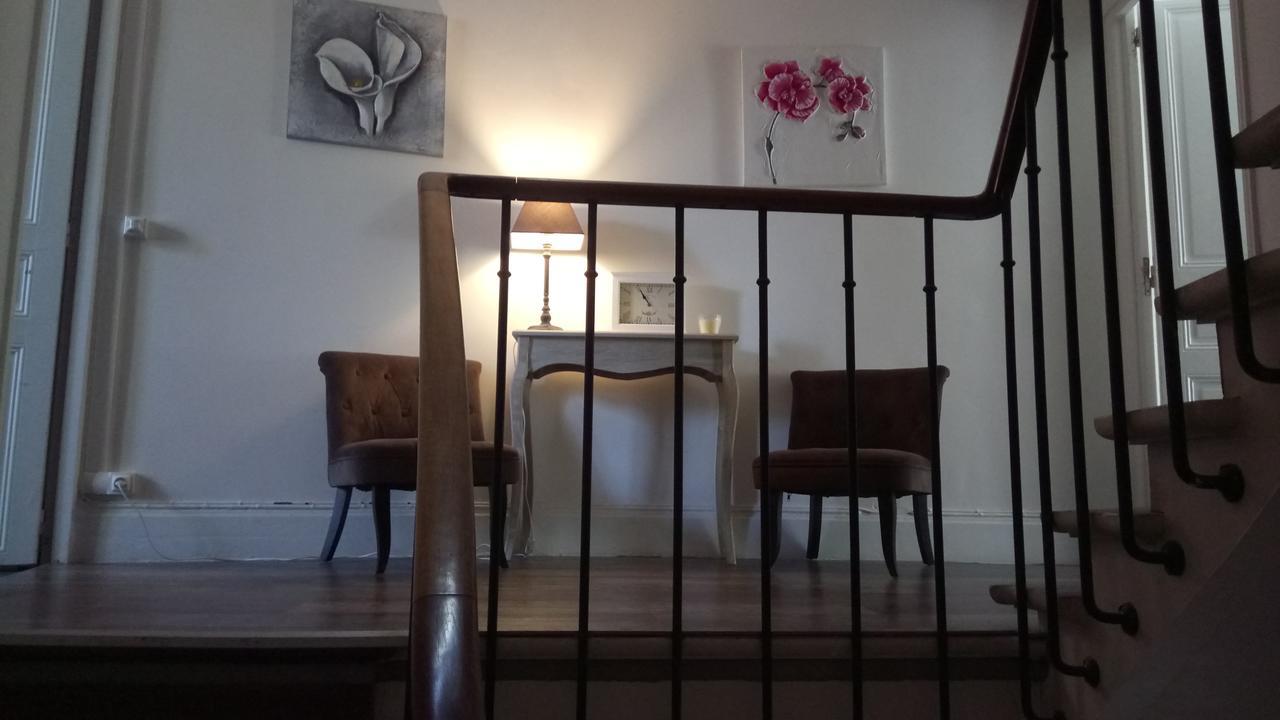 Maison De Ville Bed and Breakfast Magny-en-Vexin Exterior foto